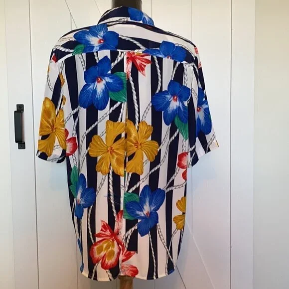 ALIA vintage floral nautical summer button up - Picture 2 of 6
